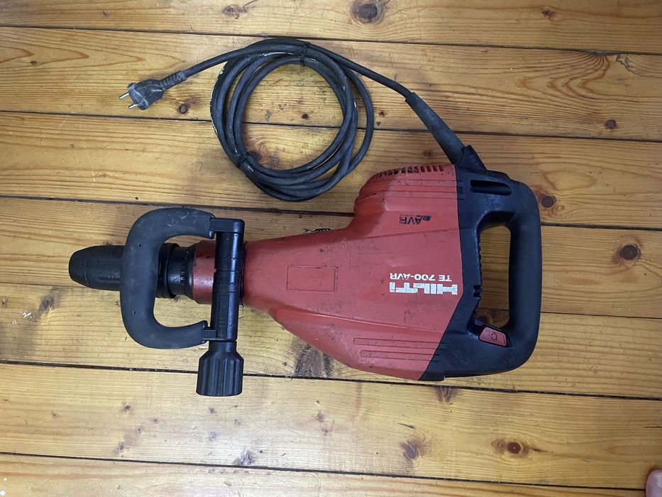 HILTI TE 700-AVR Ciocan demolator pikamer picamer