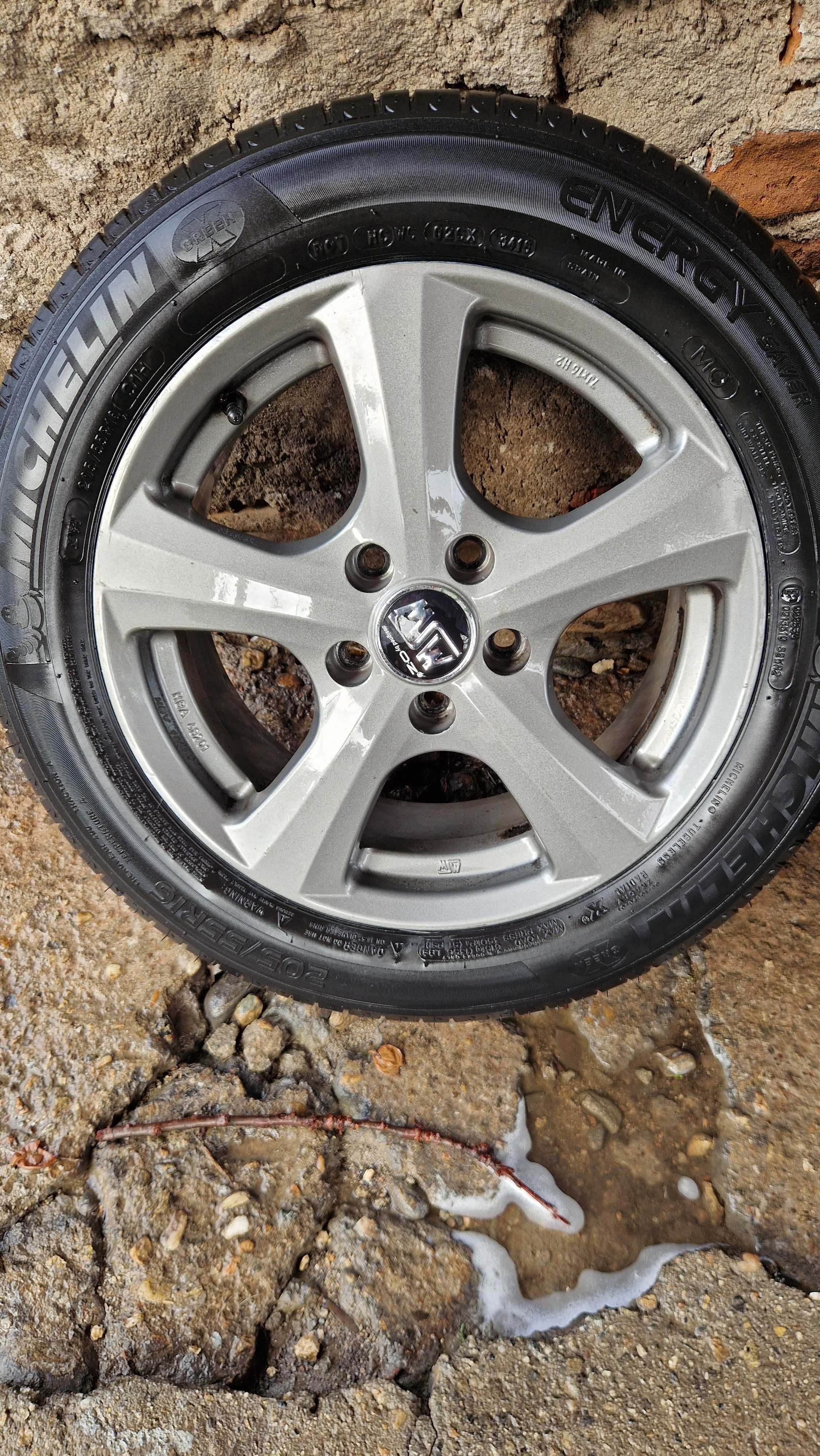 VW,VAG GRUP OZ RACING джанти със летни гуми 205/55/16 7J×16 ET48 5×11