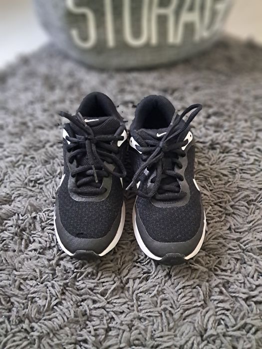 Маратонки Nike,размер 32