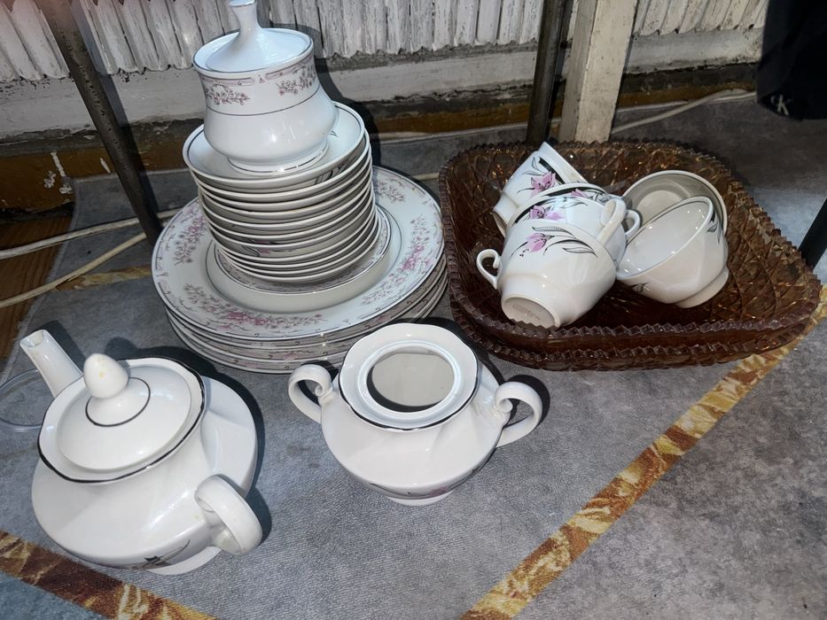 Посуда бесплатно , целая