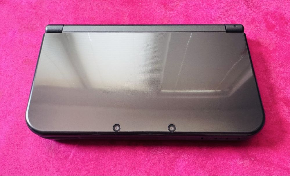 Nintendo NEW 3DS XL - много запазен