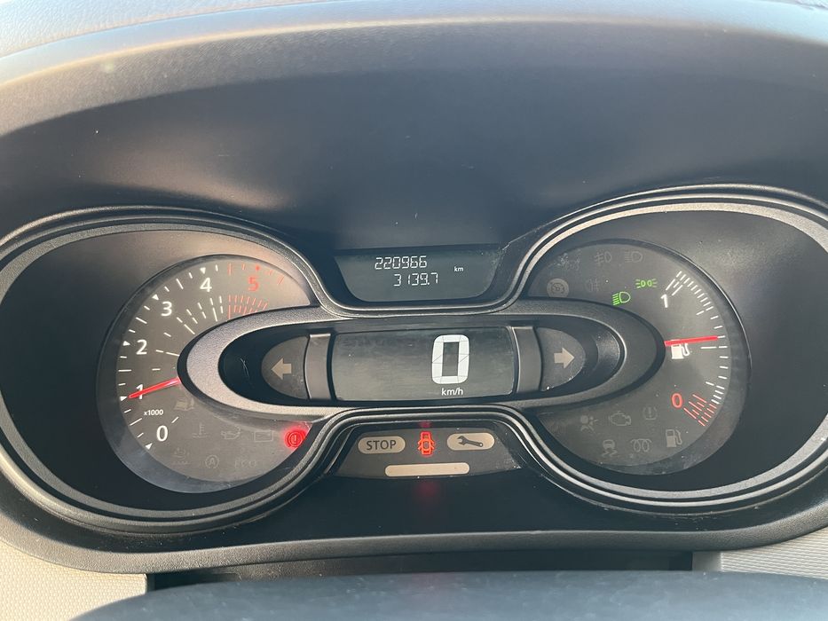 Renault Trafic 1.6 DCI 2015 nerulat in tara