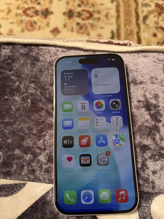 Iphone 16 в хорошем состоянии