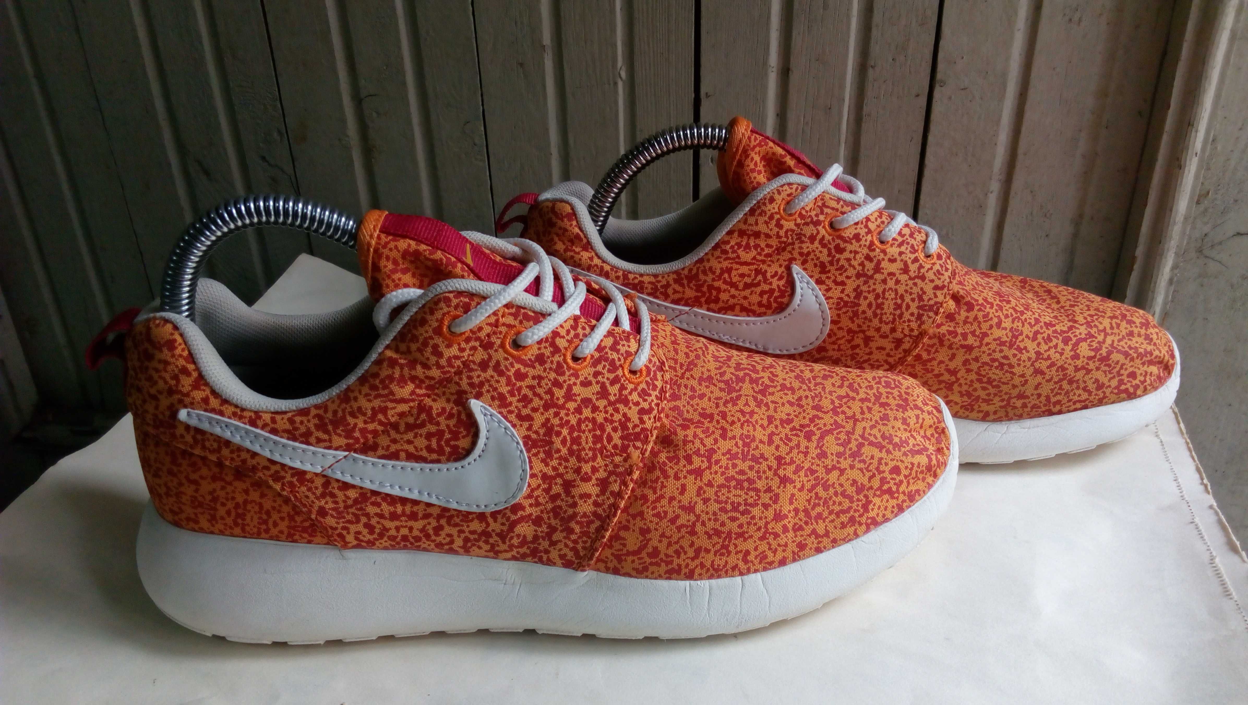 ''Nike Roshe Run One''оригинални маратонки 39 номер