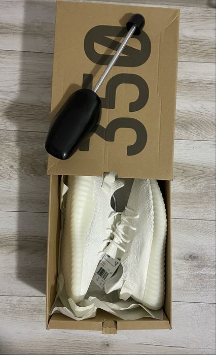 Yeez boost 350 triple white cu cutie