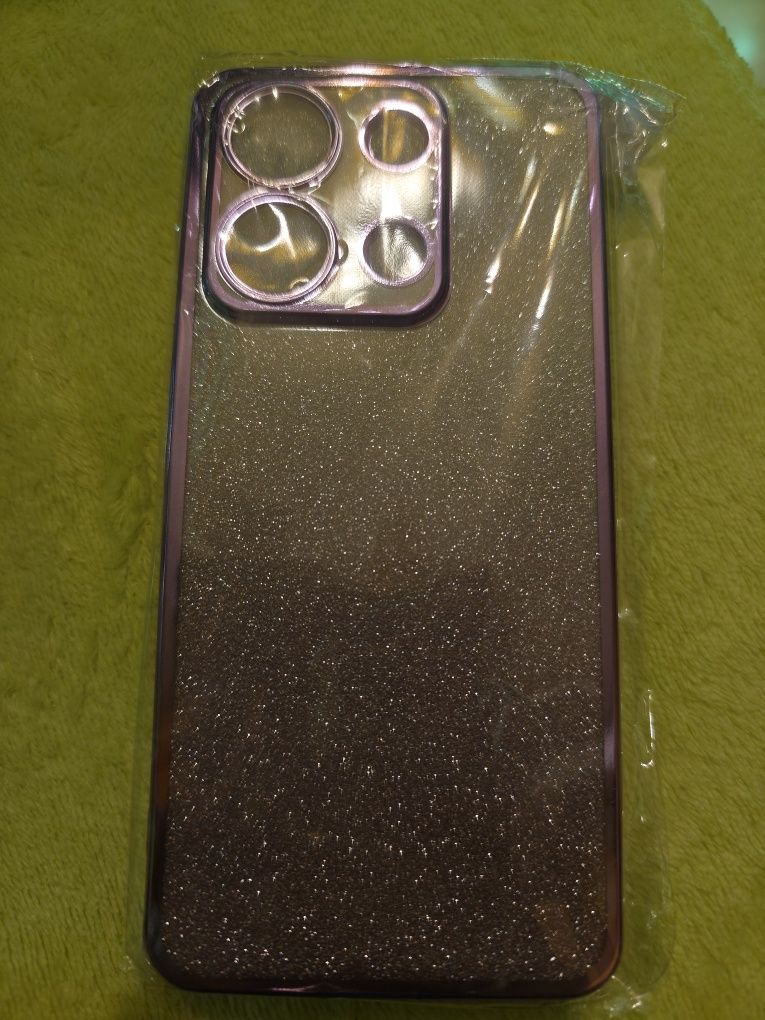 Продавам два кейса за Xiaomi not 13 4G
