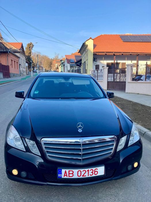 Vând Mercedes eclas 350
