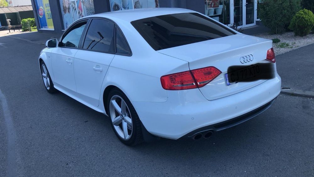 Vand Audi A4 pachet S line, VOLAN PE DREAPTA!