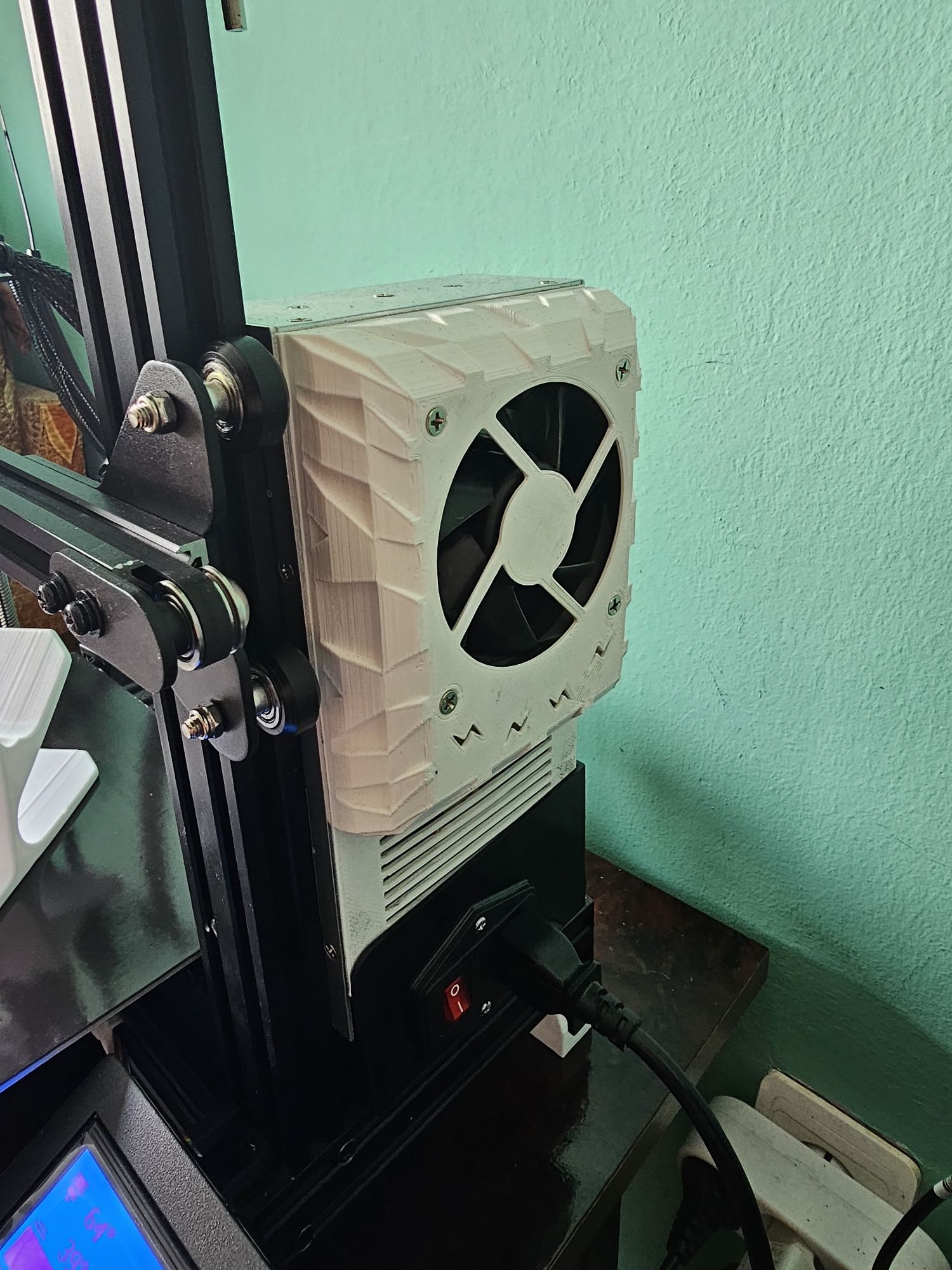 Imprimanta 3D Ender 3 cu Upgrade-uri