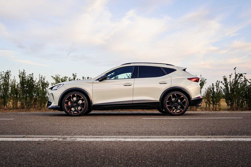 Cupra Formentor VZ5 Taiga Grey