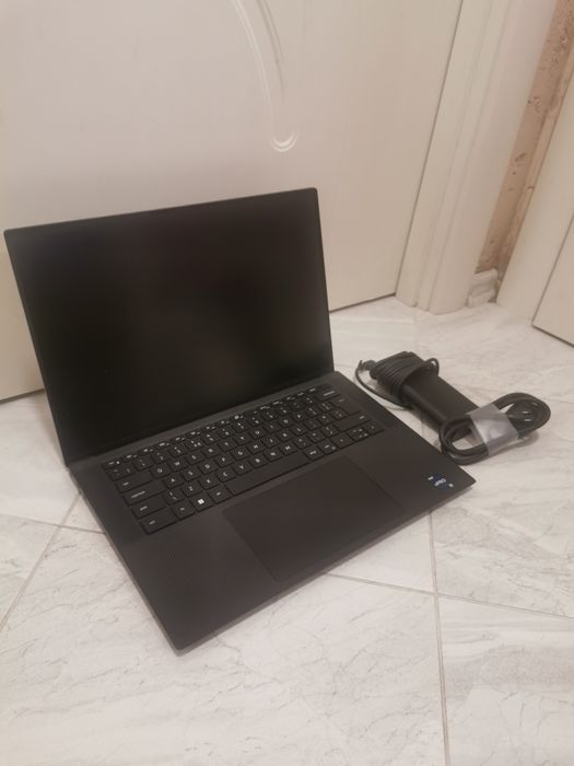 Dell Precision 5570