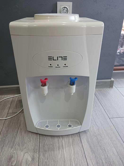 Диспенсър за вода Elite