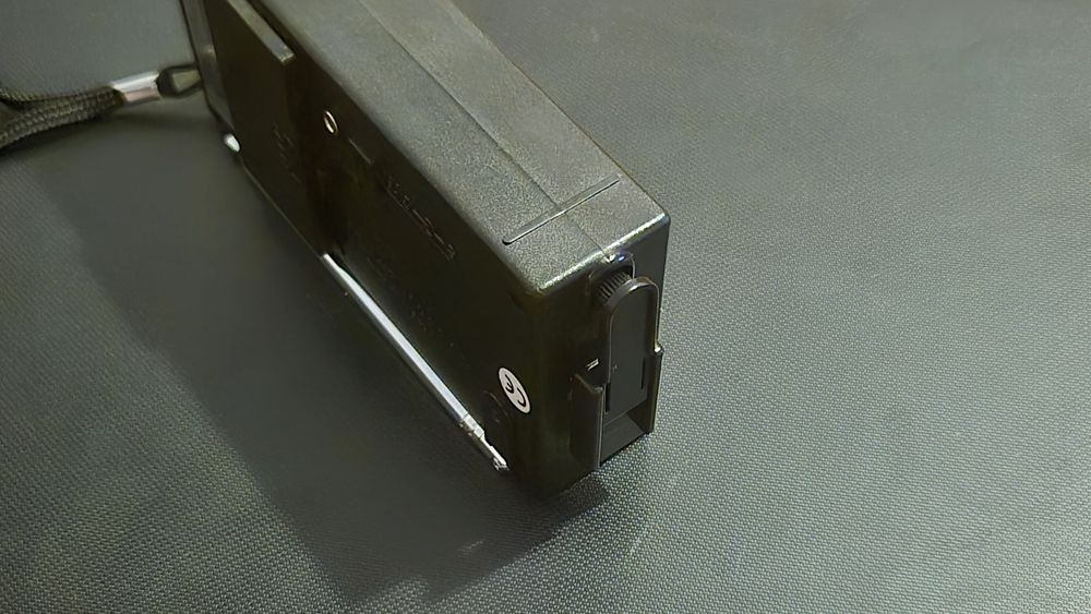 Radio FM-AM Receiver Dynamo&Solar 1980