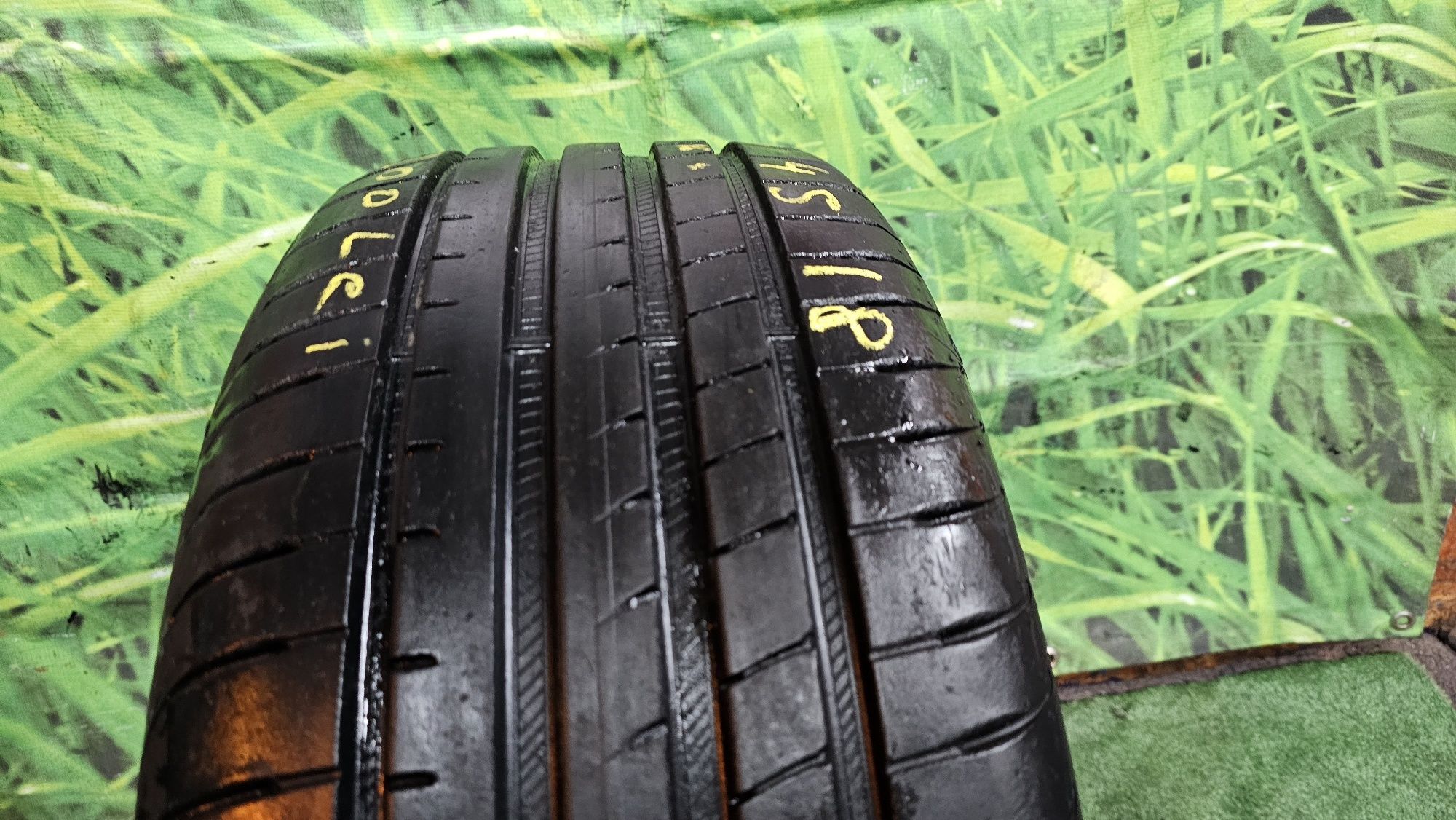 1x 245 45 18 vara goodyear