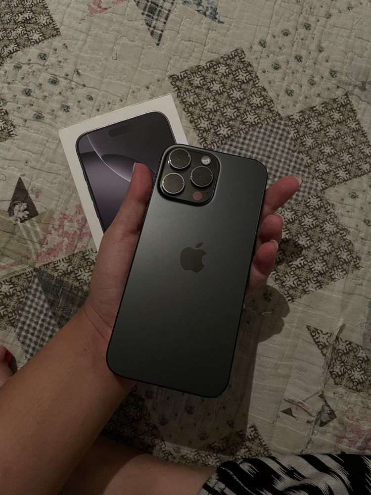 Iphone 16 pro max ,256gb