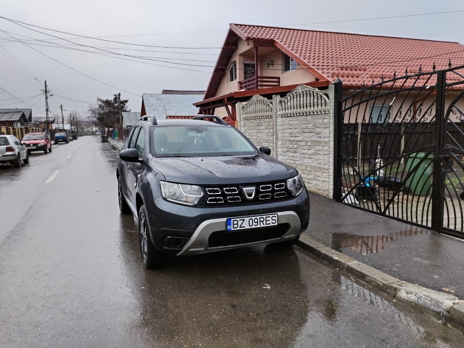 Vând Dacia Duster 1.5 110 cp