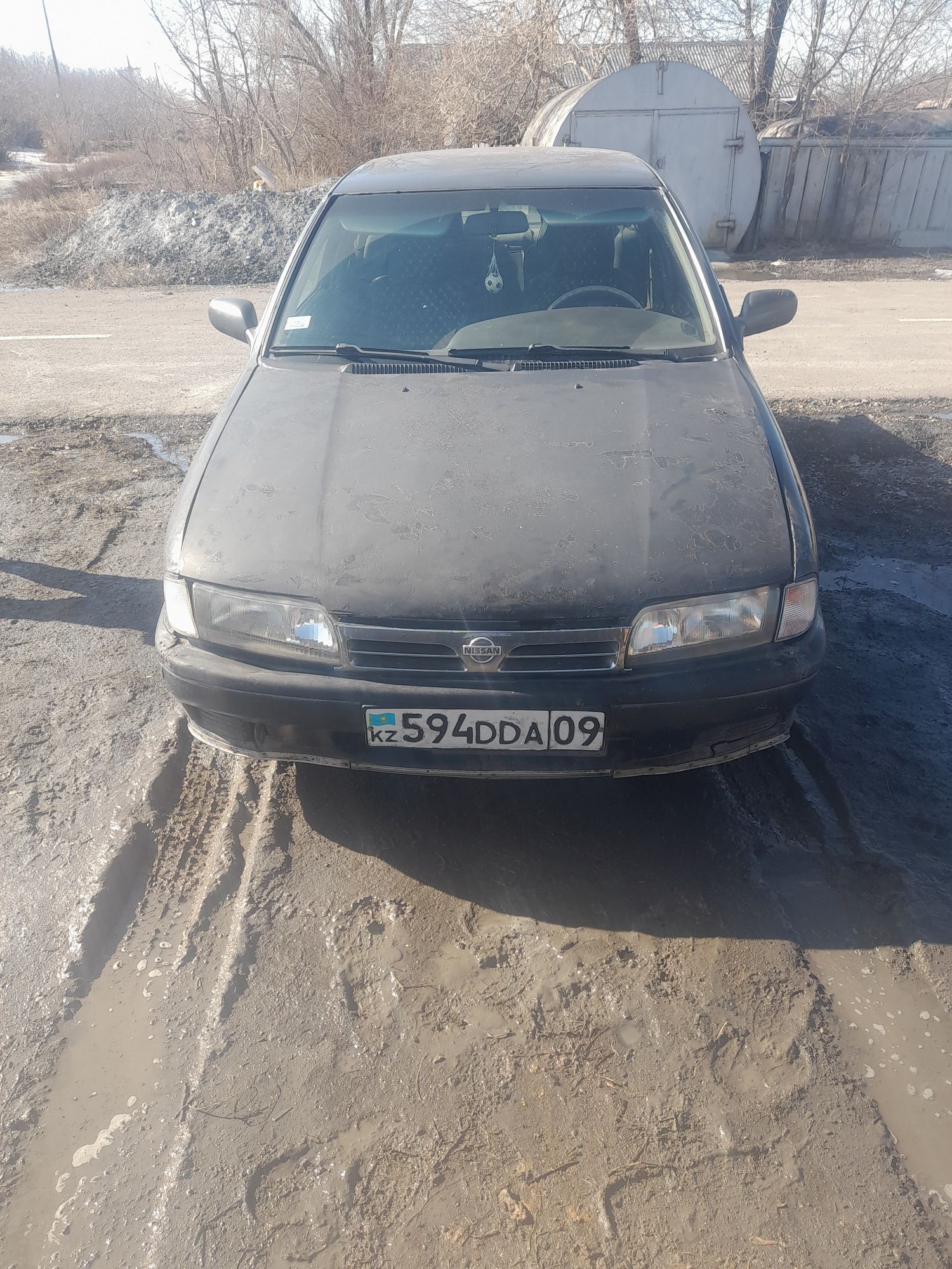 Ниссан премьера 2.0