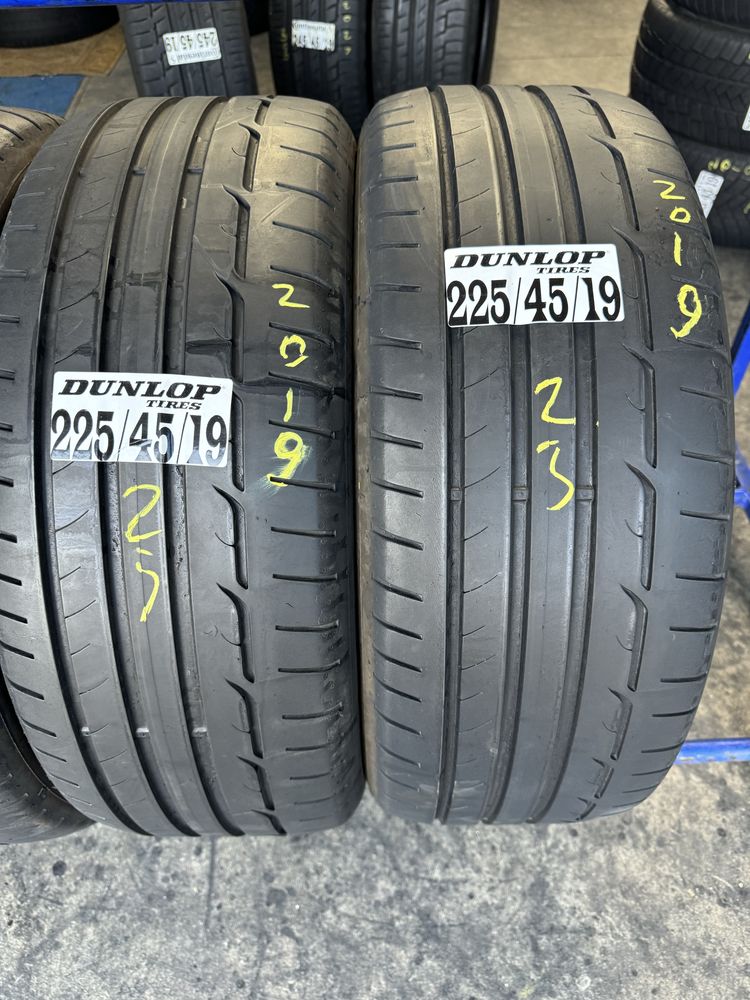 225/45/19 Dunlop