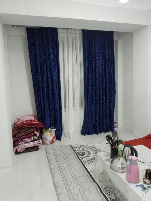 Yawnabod tumani roxat china hausda  kvartira sotiladi Narxi  43000$