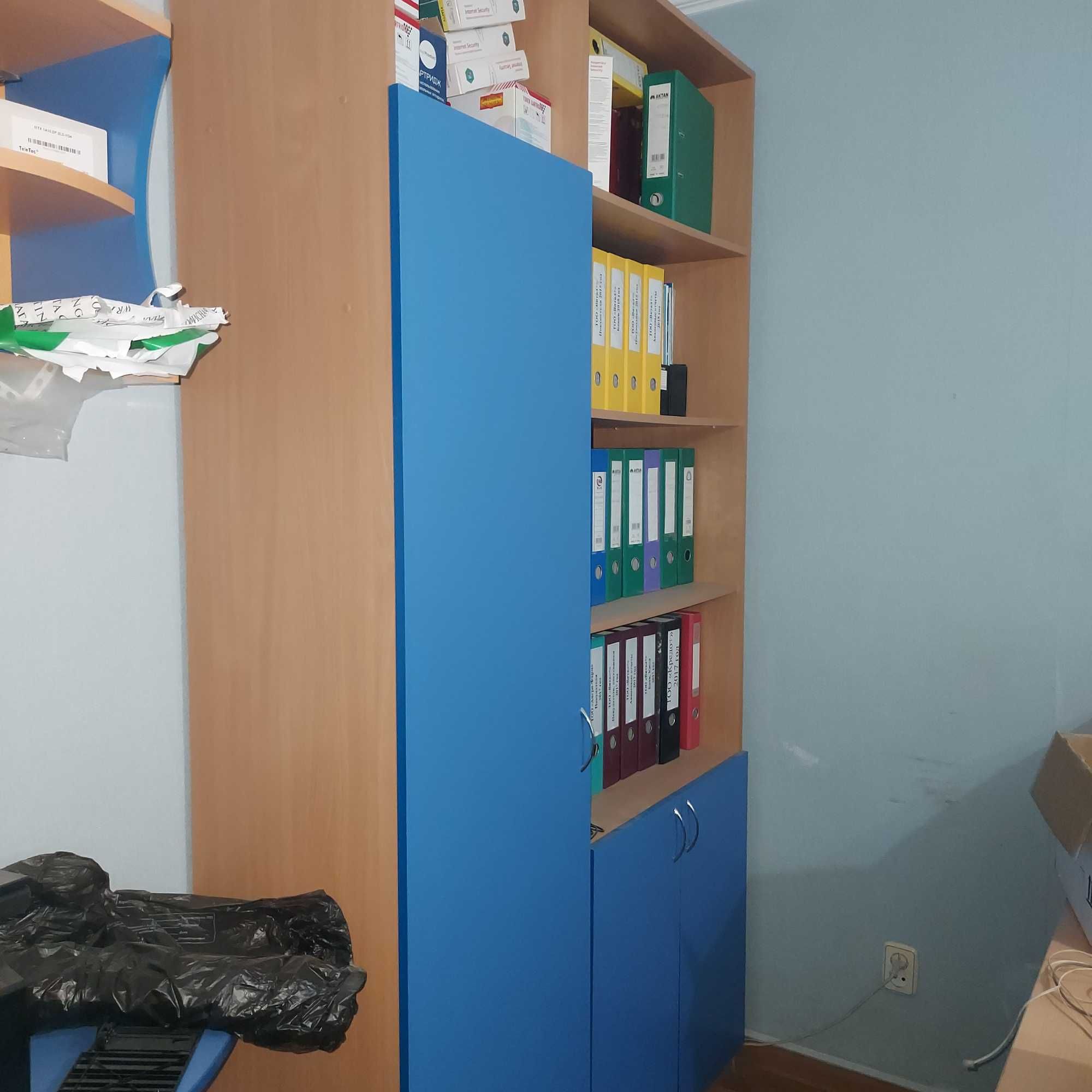 Продам офисную мебель