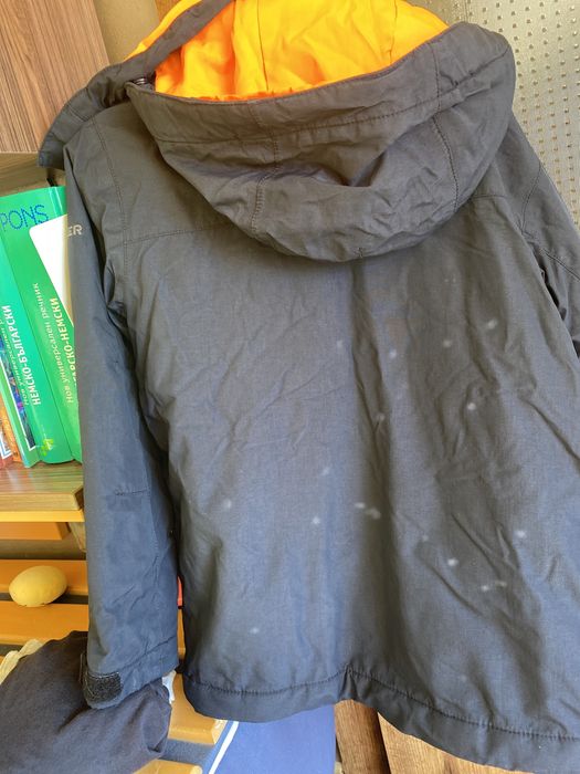Яке Quiksilver