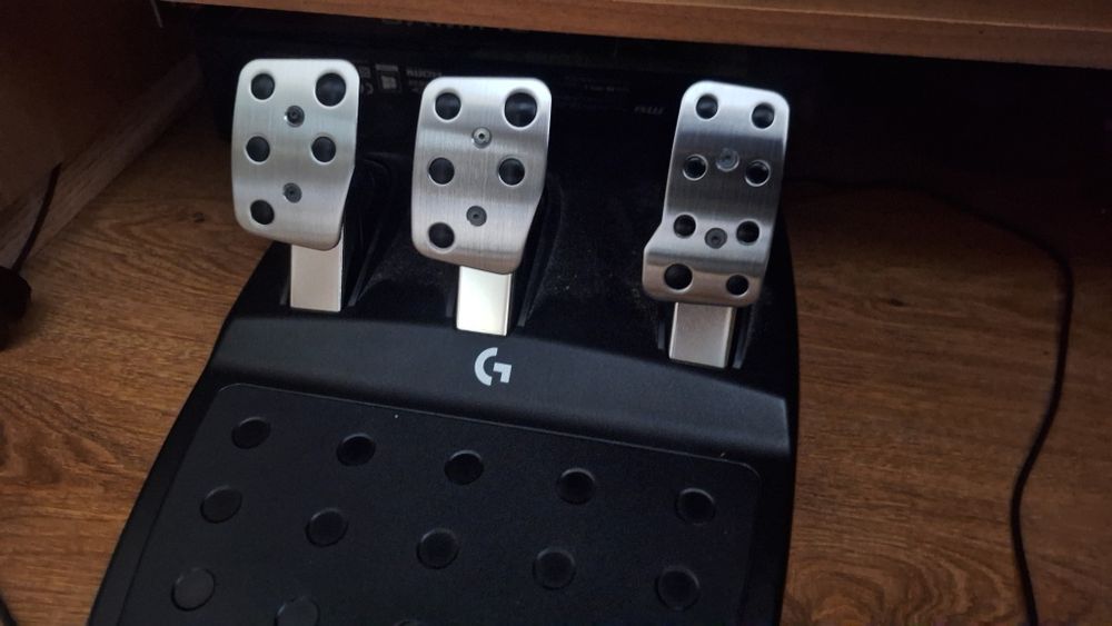 G923 with shifter combo,Ps4 Ps5/PC