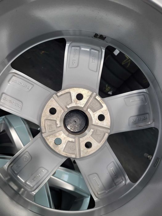 Vand jante/roti complete 5x112 R17 pt Vw Passat B7-B8 Facelift - iarna