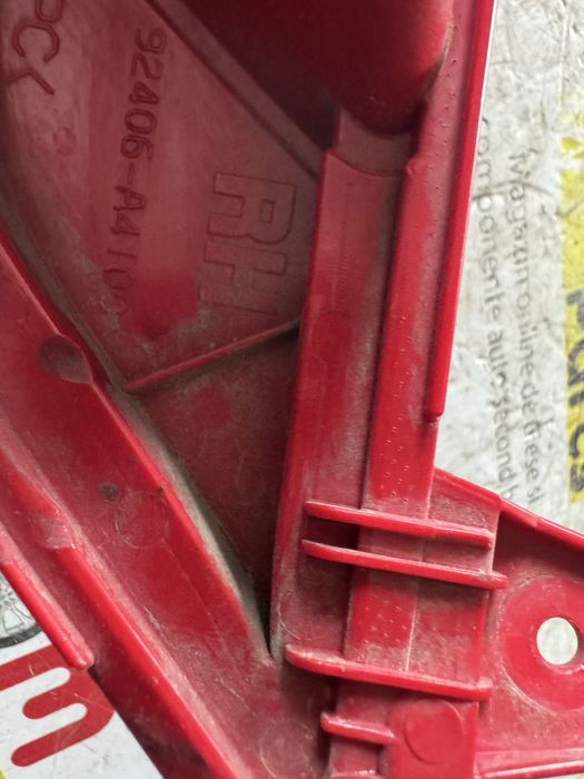 Lampa ceata stanga in bara spate Kia Carens 2013-2020