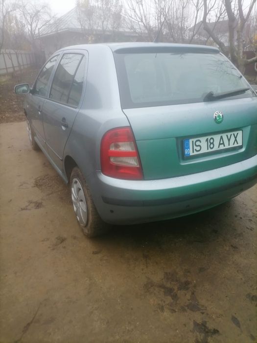Vând skoda fabia