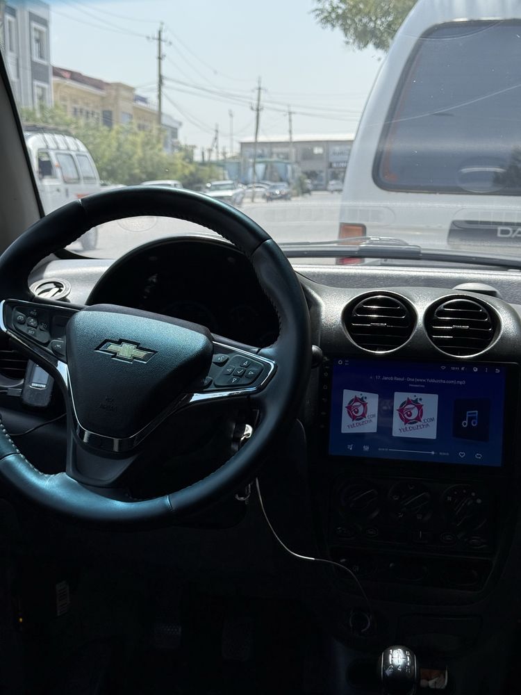 Matiz Mx 2013-yil pollyux konditsioner bor ishlaydi