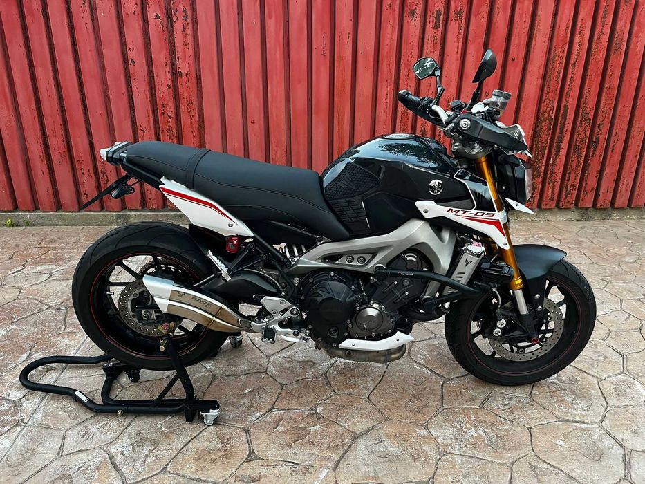 Yamaha MT-09 Street Rally Edition (Foarte accesorizata!)