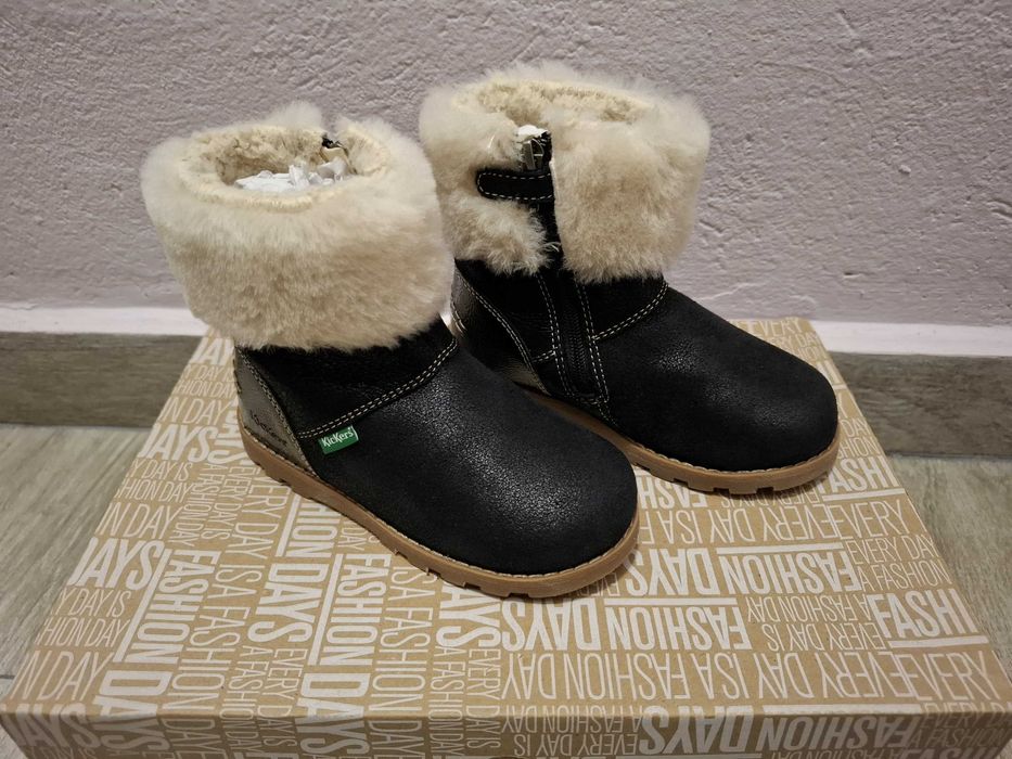 Детски обувки KickKers 25 номер