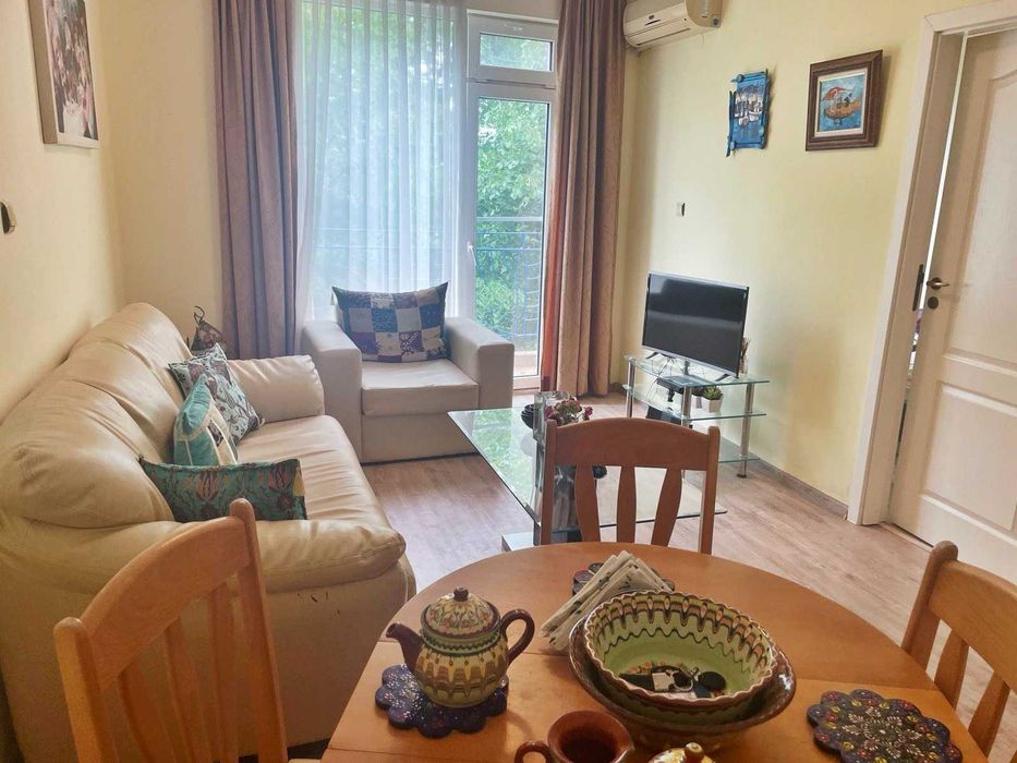 Продава се Тристаен апартамент в к.к. Слънчев бряг - 68 кв.м за 881 €/кв.м - Снимка #1