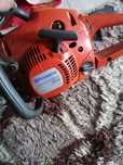 Vând Husqvarna 236