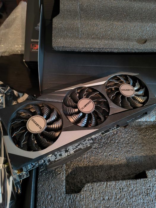Gigabyte RTX 3060 Ti Gaming OC