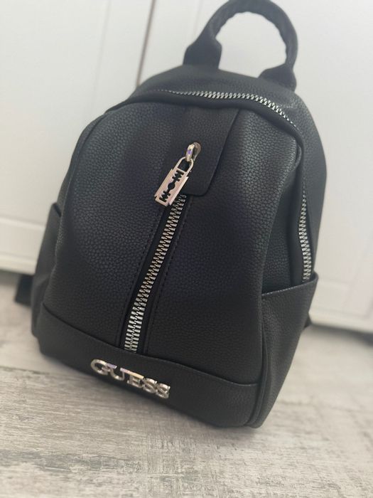 Ghiozdanel Guess / Michael Kors