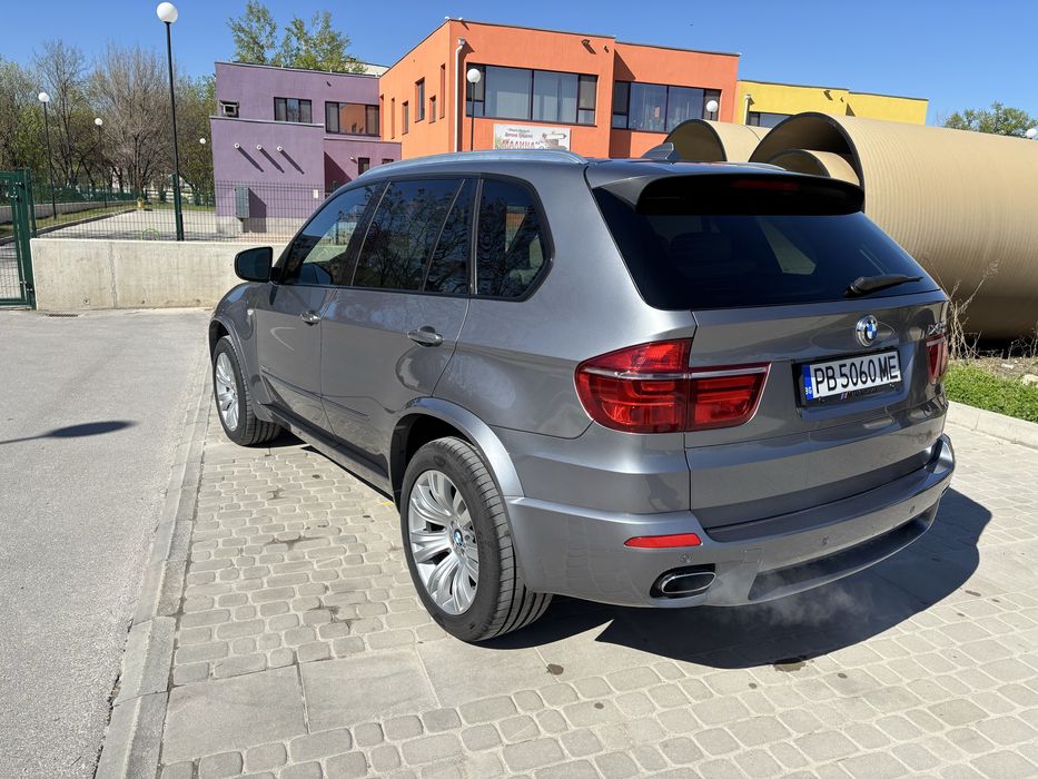 BMW X5 50i Drive