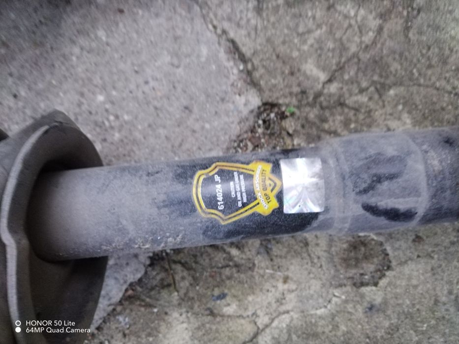 Е60 амортисьори предни