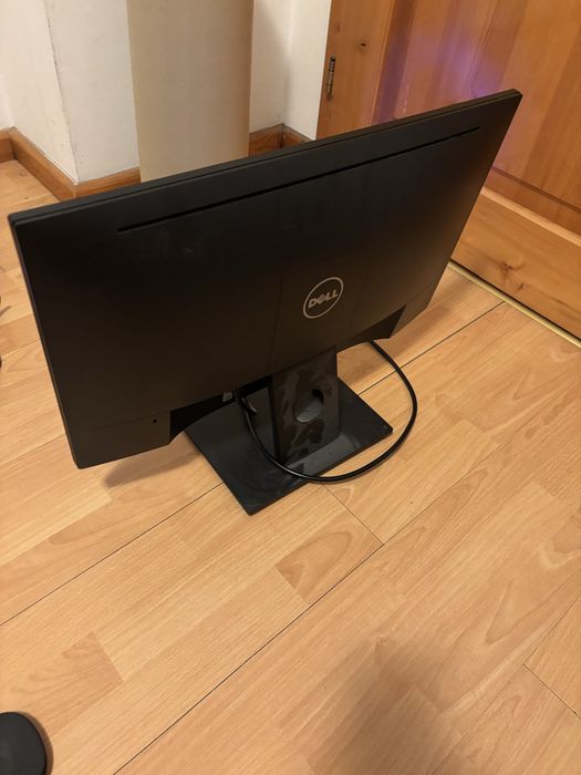 Dell Монитор 1920х1080 24 инча