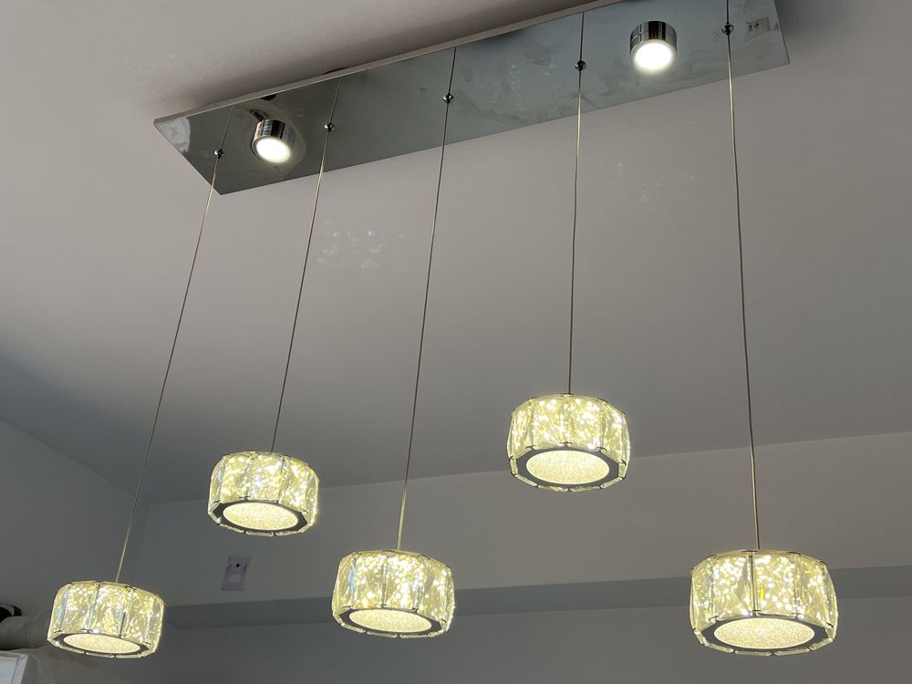 Vand lustre / lustra/ moderne calitate premium/ lustre cristal