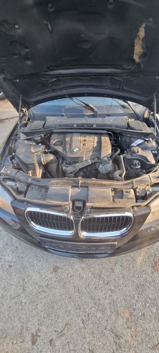 Dezmembrez bmw seria 3 e91 motor n47d20c euro 5 318 143cp automata
