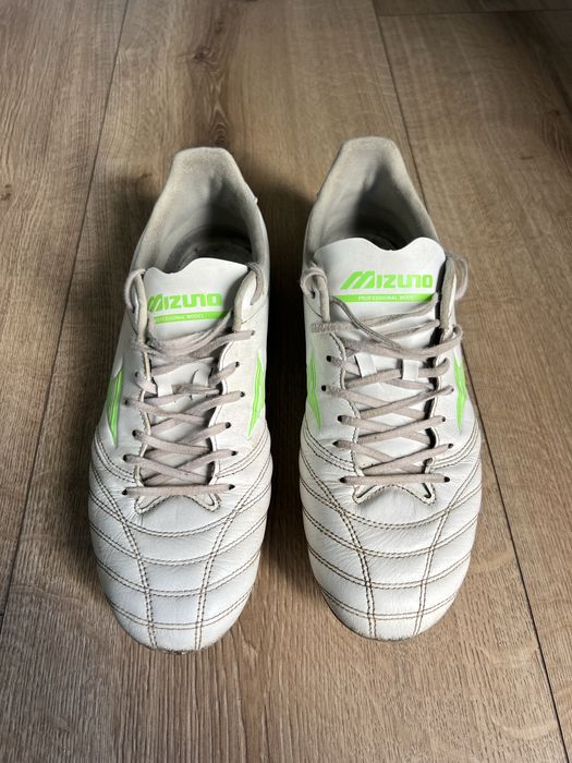 Футболни обувки Mizuno