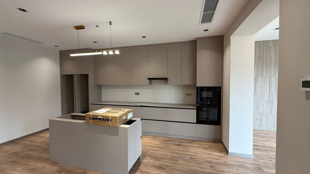 ЕвроДом 4 комнаты, 400м² Мирзо Улугбек-й район, Центр Луначарского