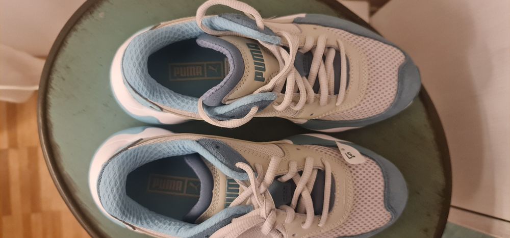De vânzare Adidași Puma