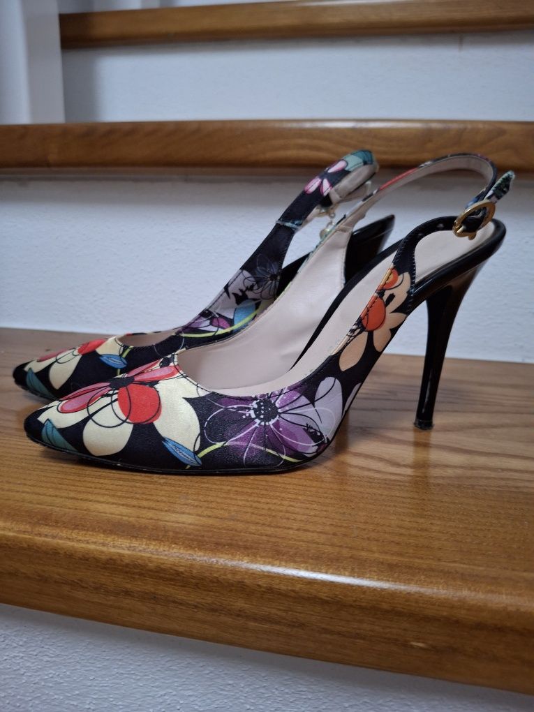 Pantofi decupati Vera Pelle 36