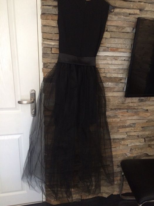 Официална рокля