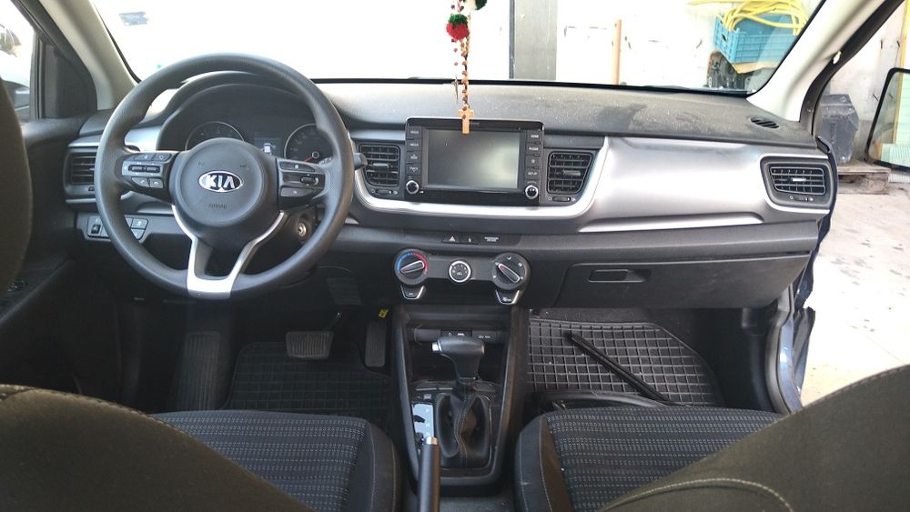 Киа Стоник  Kia Stonic