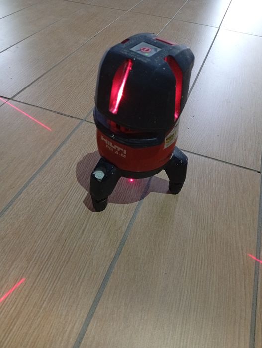 Laser Hilti 4 pm