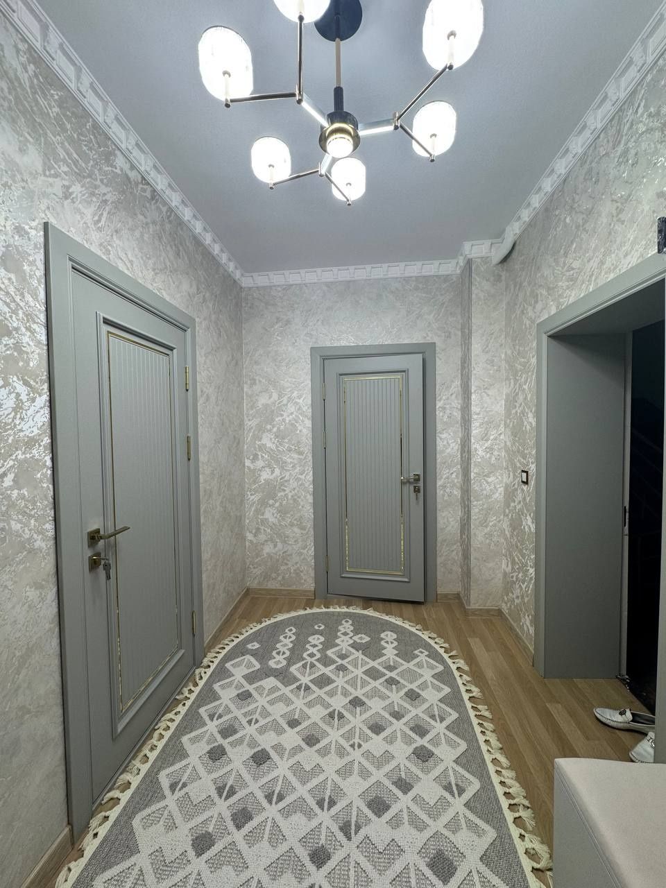 Продаётся  3х комнатная квартира