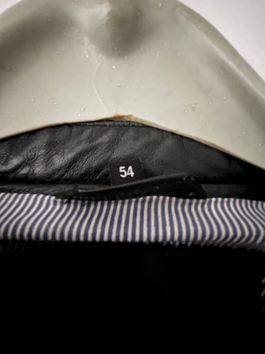 Продавам мъжко яке от естествена кожа Tailor & Son, размер 54